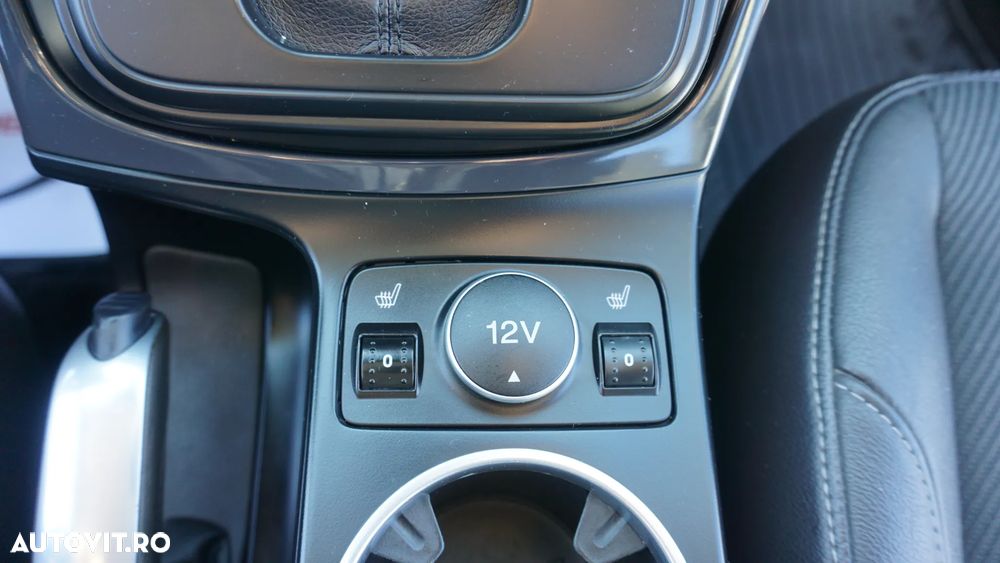 Ford Kuga 2.0 TDCi 4x4 Aut. Titanium - 15
