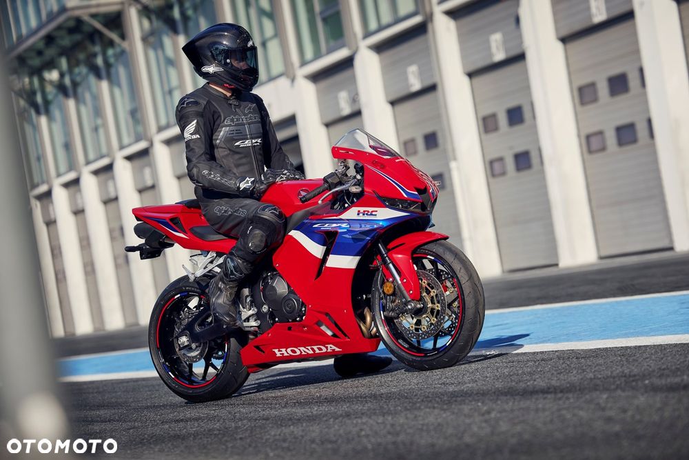 Honda CBR - 9