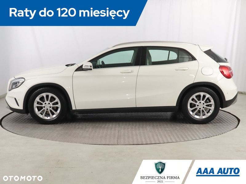 Mercedes-Benz GLA - 3