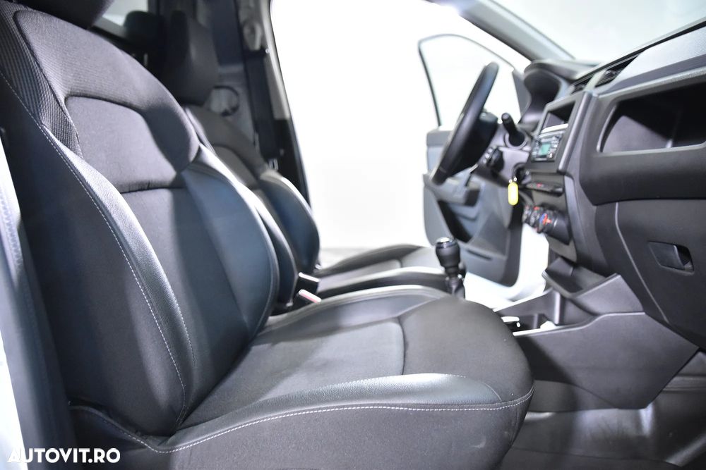 Renault Express - 10