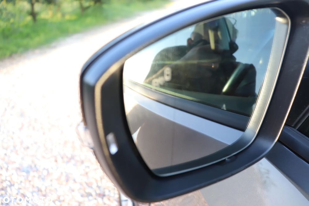 Volkswagen T-Cross 1.0 TSI OPF Style - 37