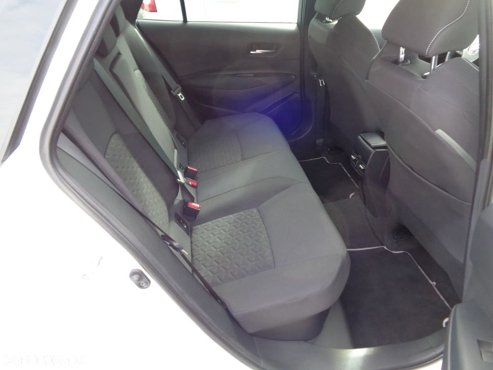 Toyota Corolla 1.8 Hybrid Touring Sports Business Edition - 17