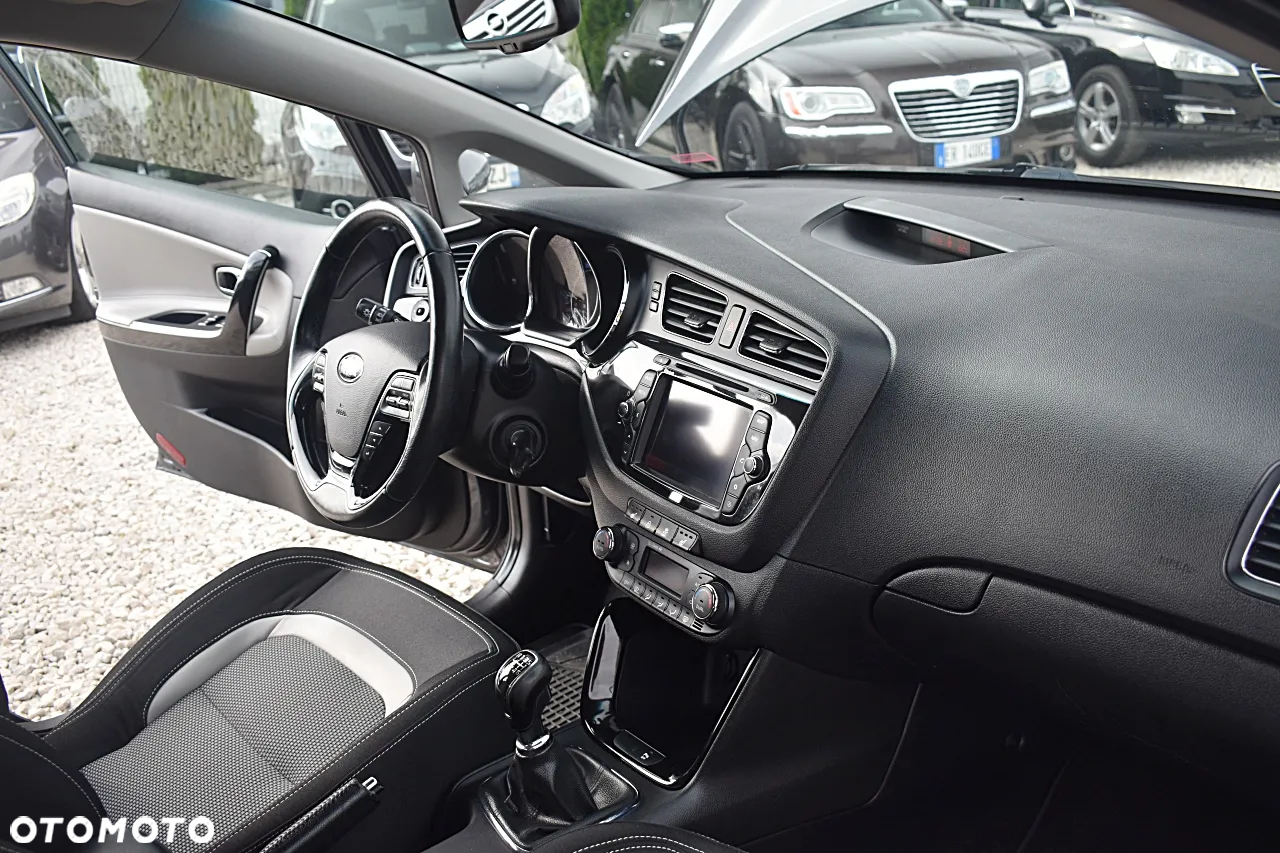 Kia Ceed Cee'd 1.6 CRDi XL - 23