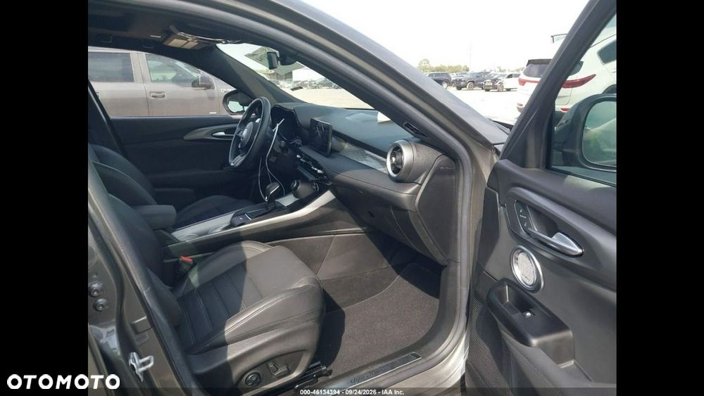 Alfa Romeo Tonale 1.3 T4 GSE PHEV Q4 Veloce - 9