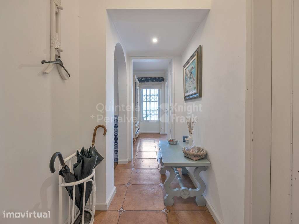 Moradia T4 com vista mar para arrendamento em Sesimbra - Grande imagem: 4/34