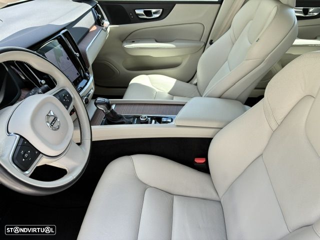 Volvo V60 2.0 D4 Momentum Plus Geartronic - 16