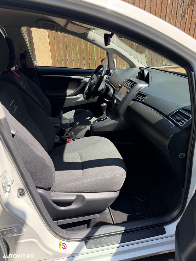 Toyota Verso 1.8 Valvematic Multidrive S Sol - 11