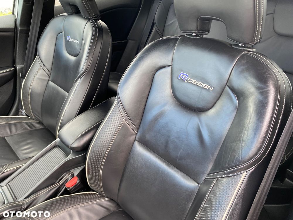 Volvo V40 D2 R Design - 22