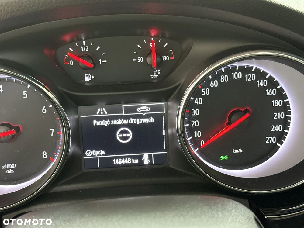 Opel Astra 1.4 T GPF Dynamic S&S - 26