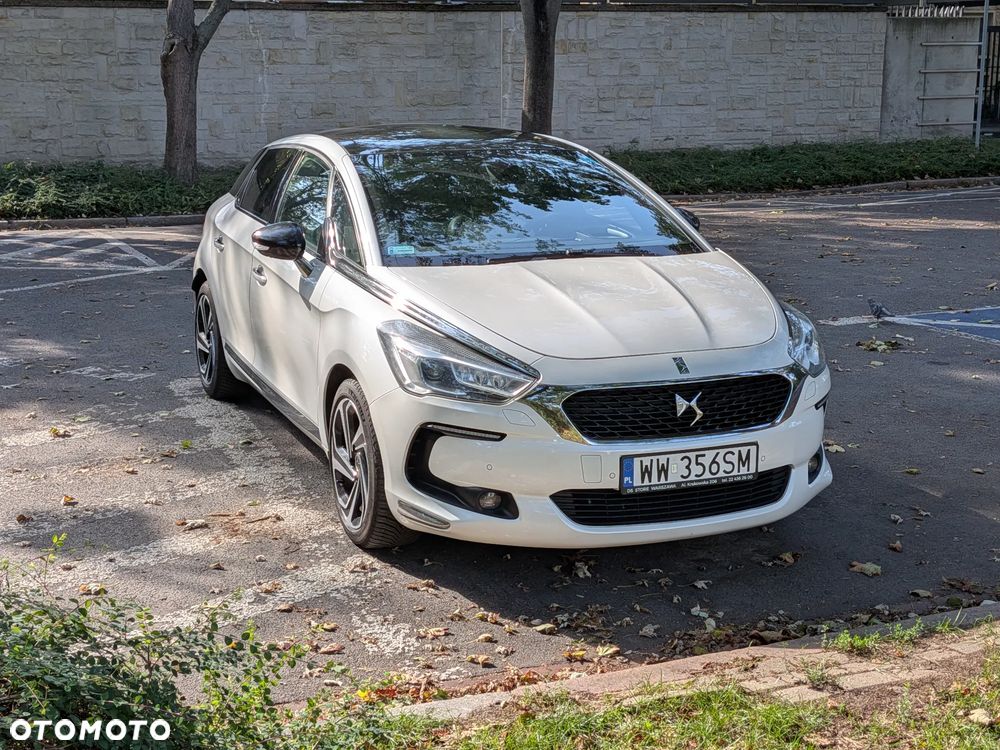 DS Automobiles DS 5 - 5