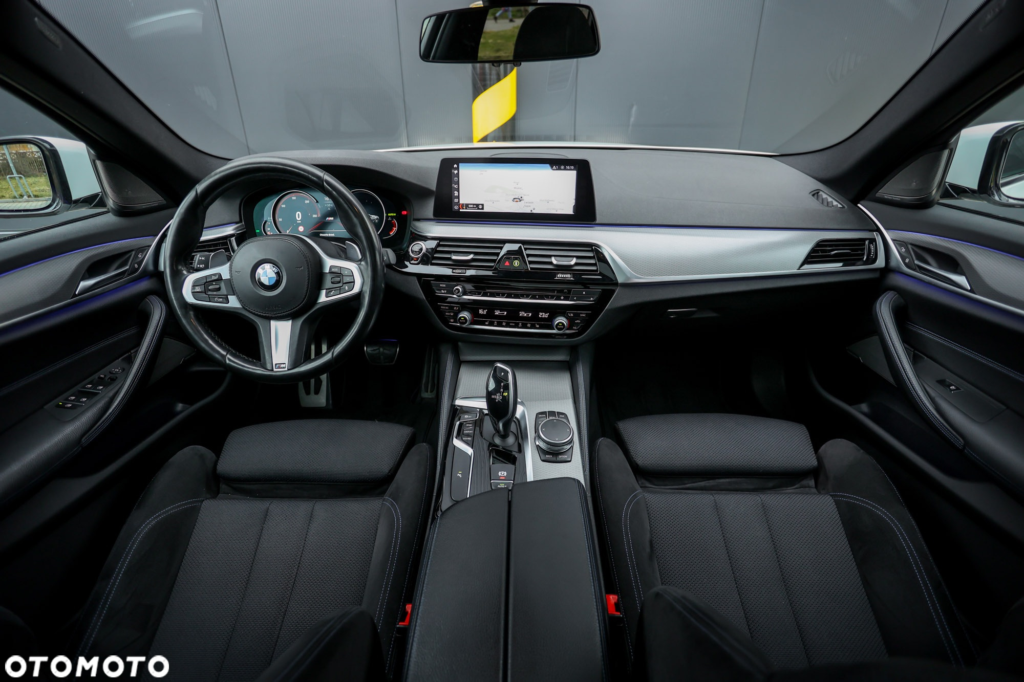 BMW Seria 5 520d Touring M Sport Edition - 3