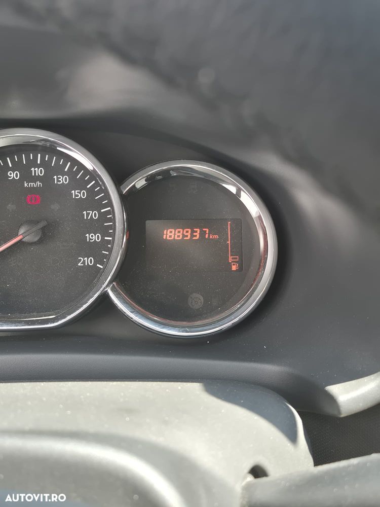 Dacia Logan 1.2 Laureate - 8