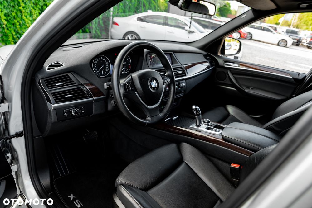 BMW X5 xDrive30d - 16