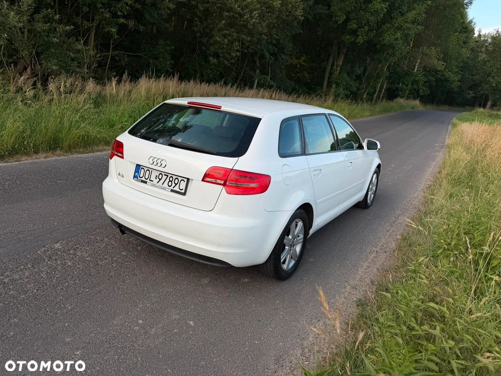 Audi A3 Sportback 1.6 Attraction - 8