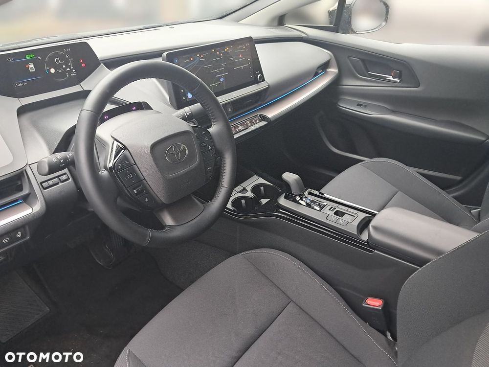 Toyota Prius - 5
