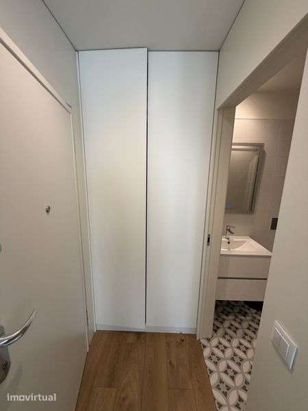 Apartamento T0 no centro de Braga. Como novo e completamente mobilado. - Grande imagem: 5/8