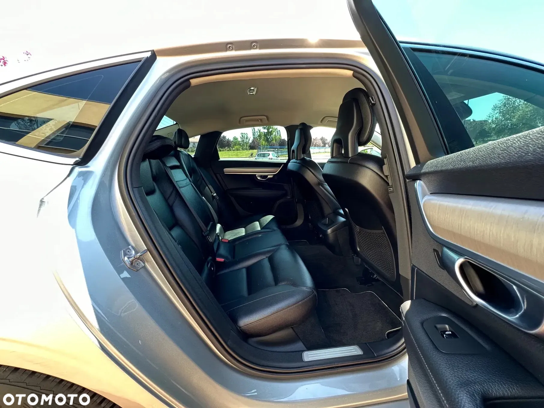 Volvo S90 D4 Geartronic Momentum Pro - 23