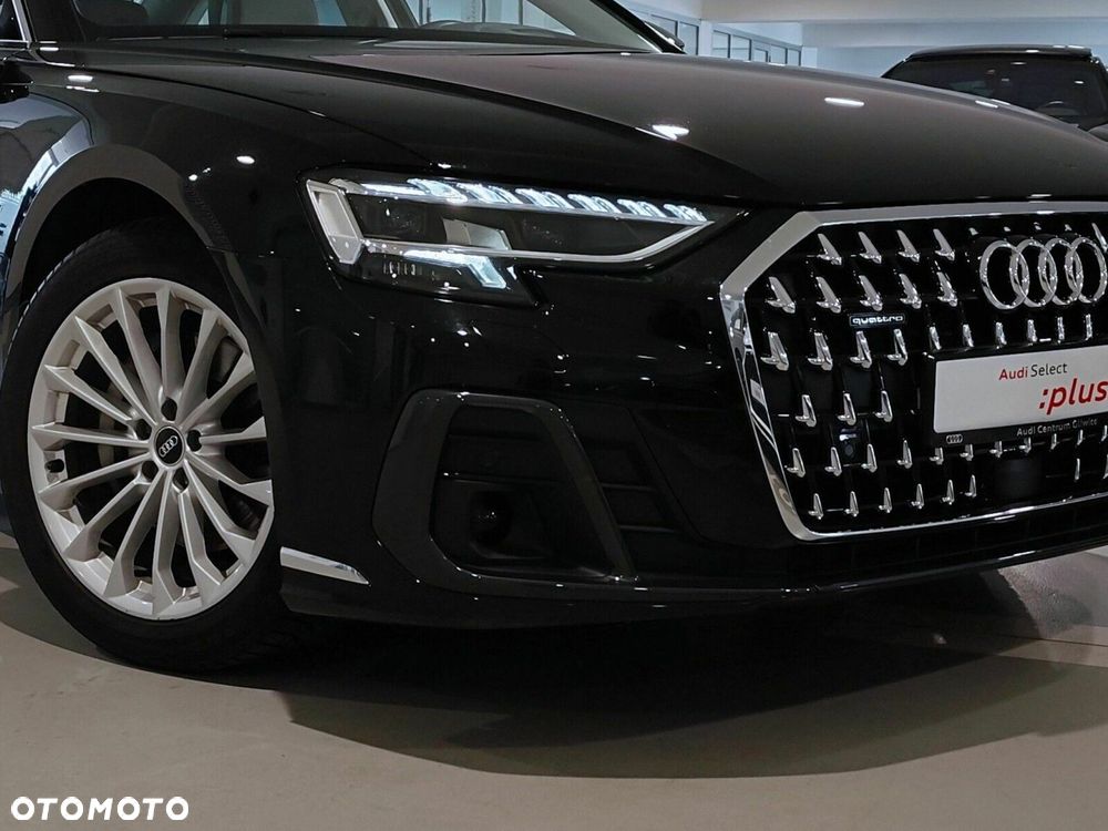 Audi A8 - 4
