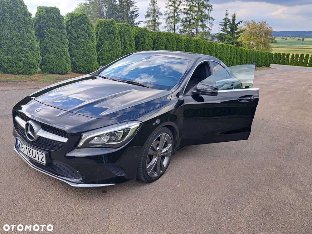 Mercedes-Benz CLA 180 7G-DCT Urban - 6