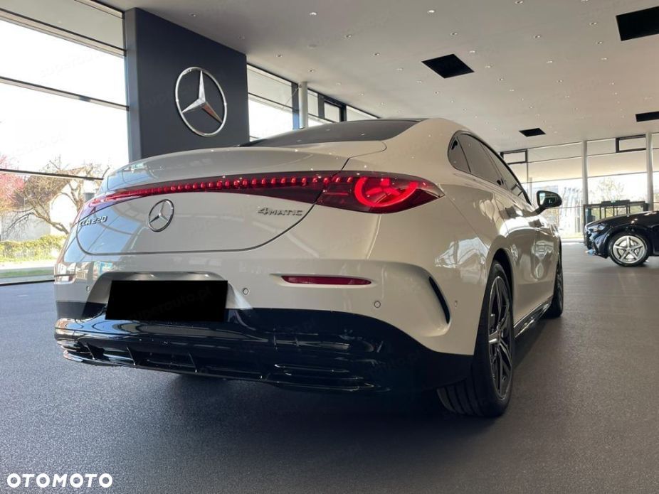 Mercedes-Benz CLA 220 mHEV 4-Matic 8G-DCT - 6