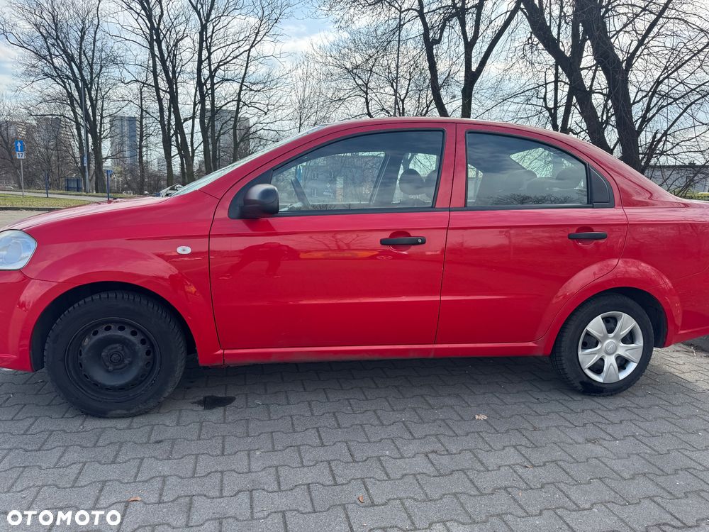 Chevrolet Aveo - 10