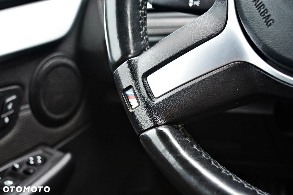 BMW Seria 2 216d Active Tourer Sport Line - 38