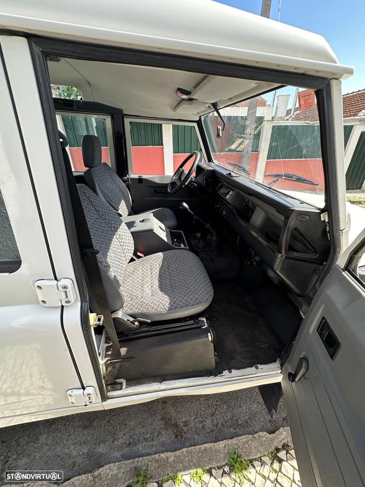 Land Rover Defender 110 S Limited - 8