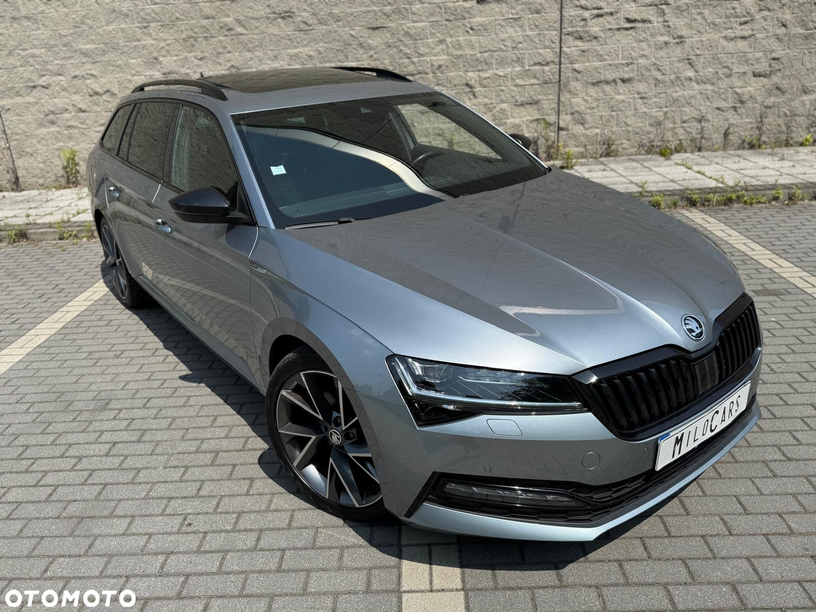 Skoda Superb 2.0 TDI DSG Sportline - 18