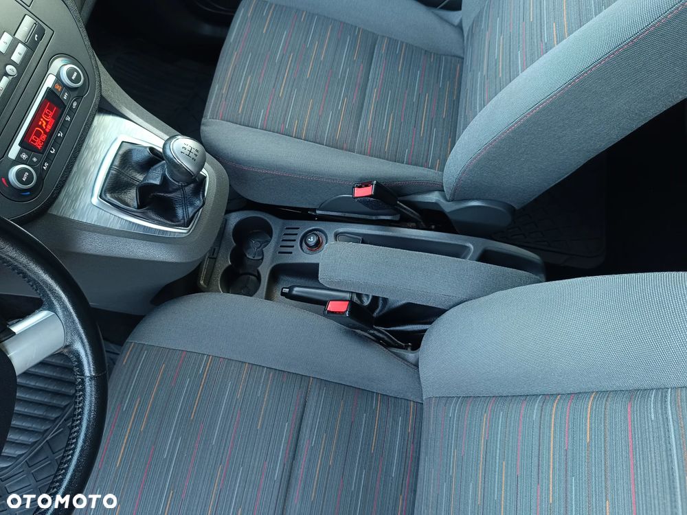 Ford C-MAX 1.8 Style - 13