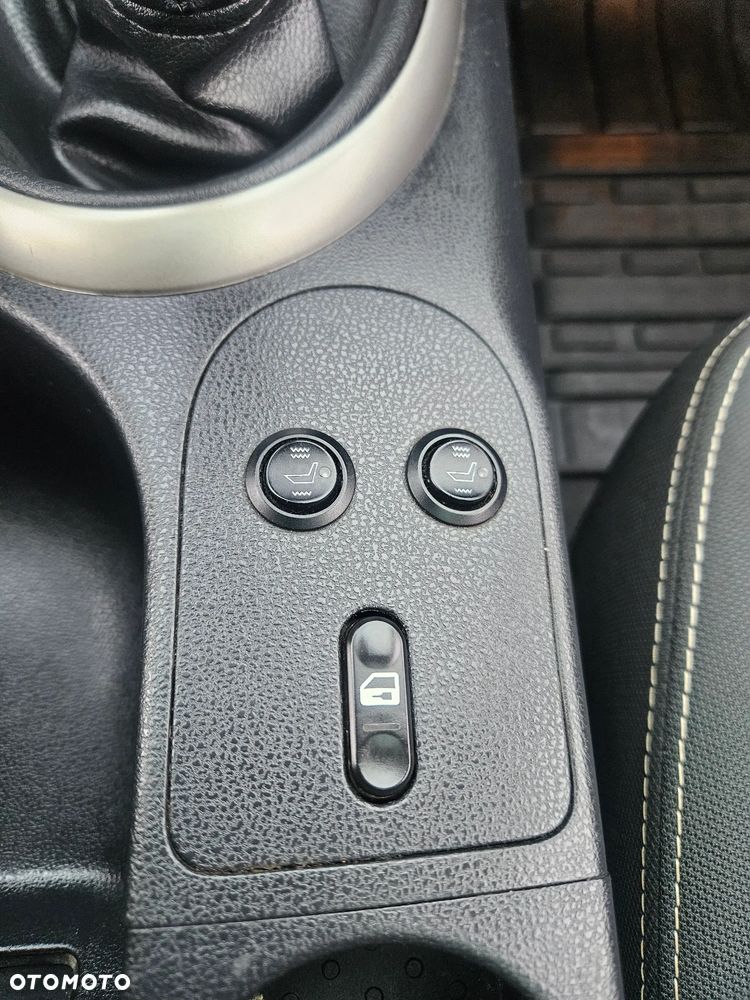 Nissan Qashqai - 12
