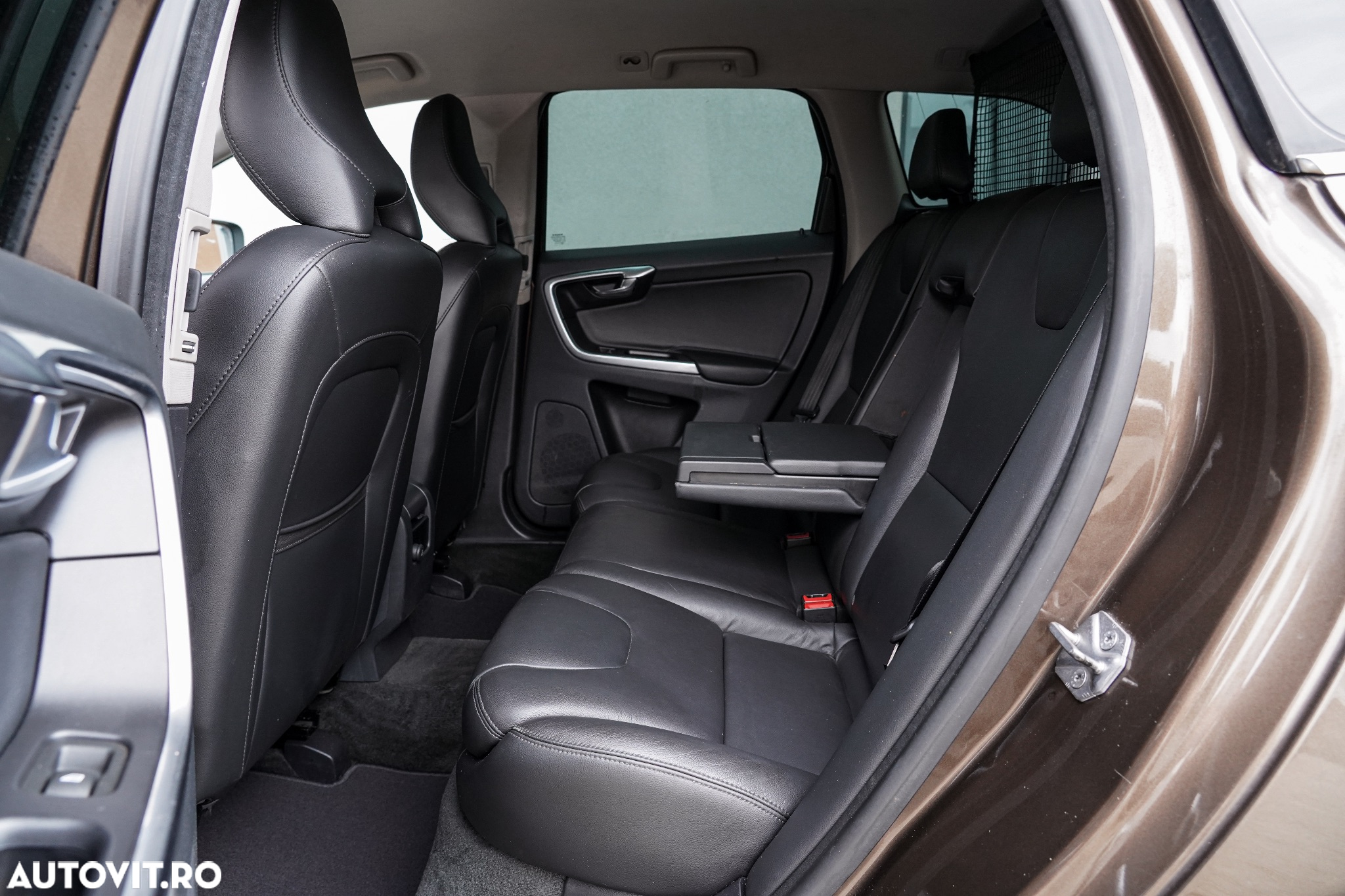 Volvo XC 60 D5 AWD Aut. Summum - 21