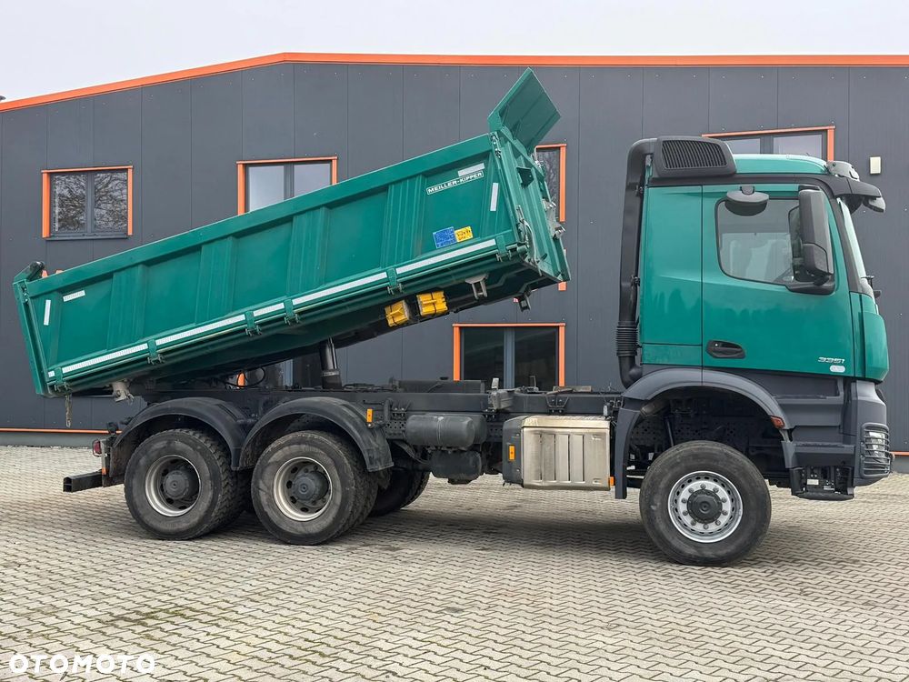 Mercedes-Benz AROCS 3351 6x6 WYWROTKA TRÓJSTRONNA Z BORDMATIKIEM - 15