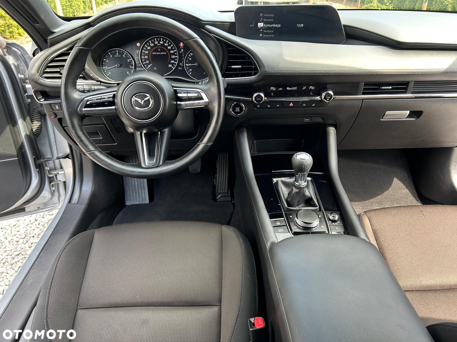 Mazda 3 e-SKYACTIV-G 2.0 M HYBRID 150 HOMURA - 16