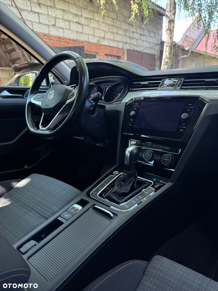 Volkswagen Passat 2.0 TDI EVO Business DSG - 8
