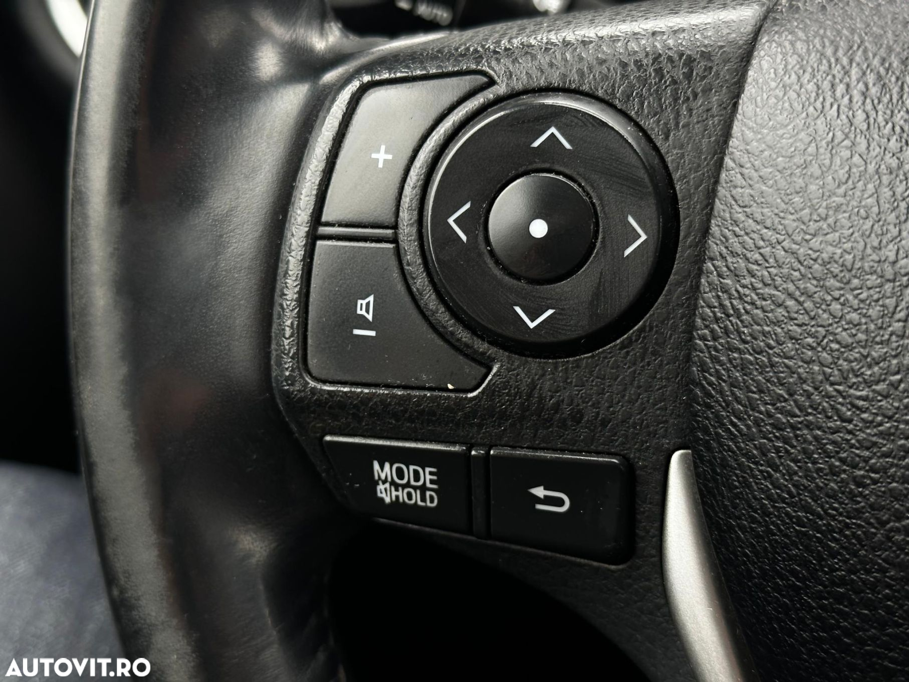Toyota Auris - 17