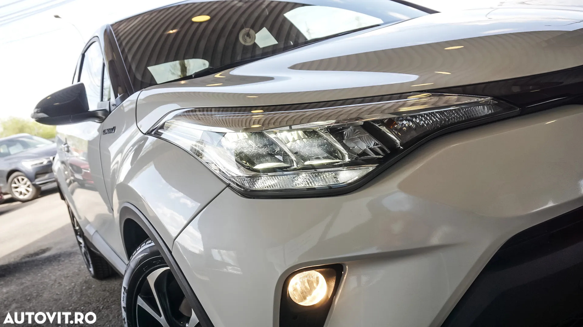 Toyota C-HR - 32