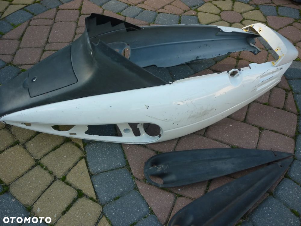 Owiewka felga osłona ogon podłoga Malaguti F12 - 16