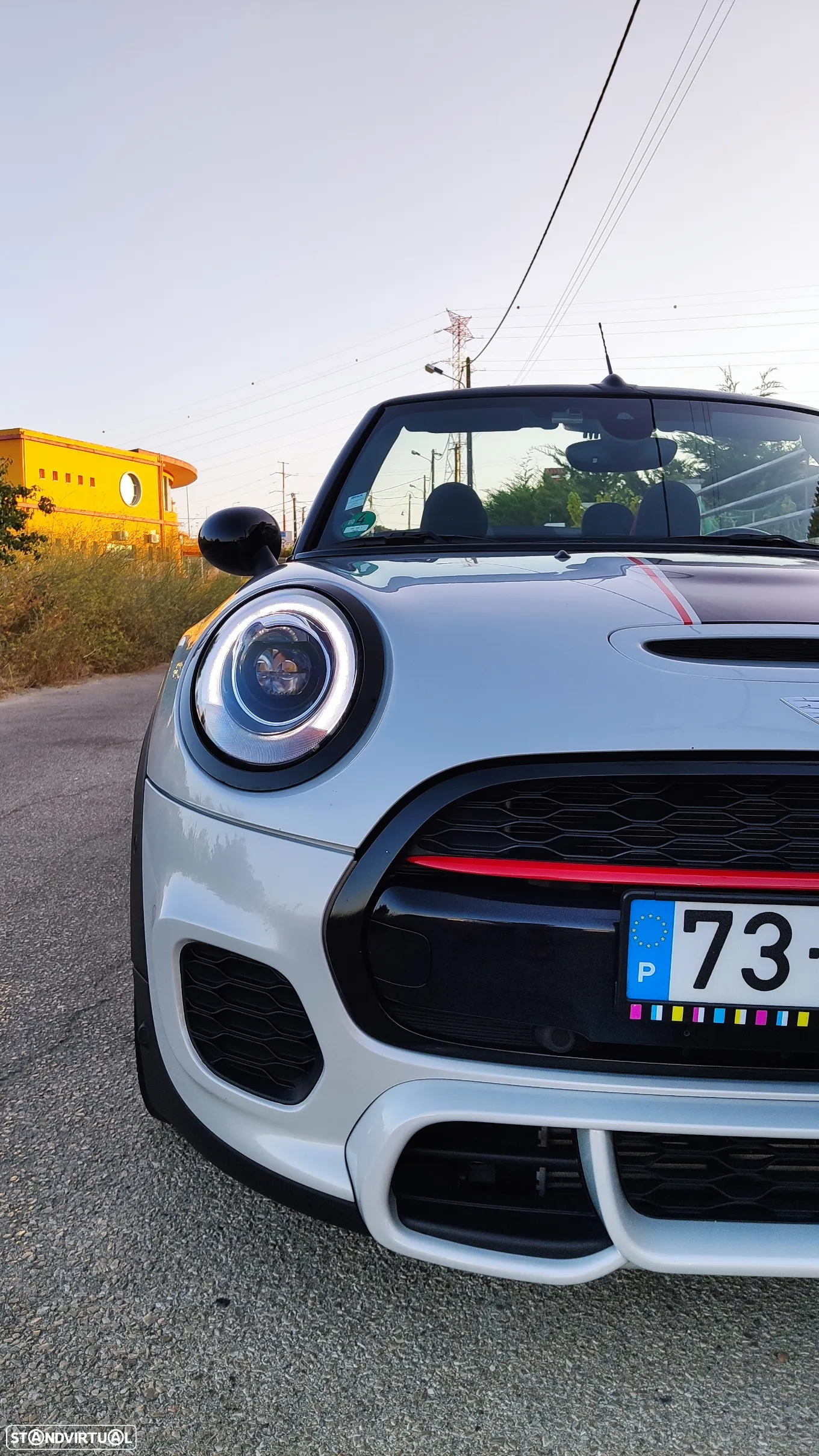 MINI Cabrio John Cooper Works Sport Aut. - 9