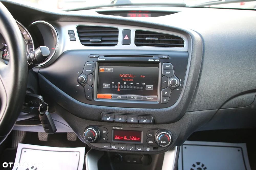 Kia Ceed 1.6 GDI ISG Platinum Edition - 11