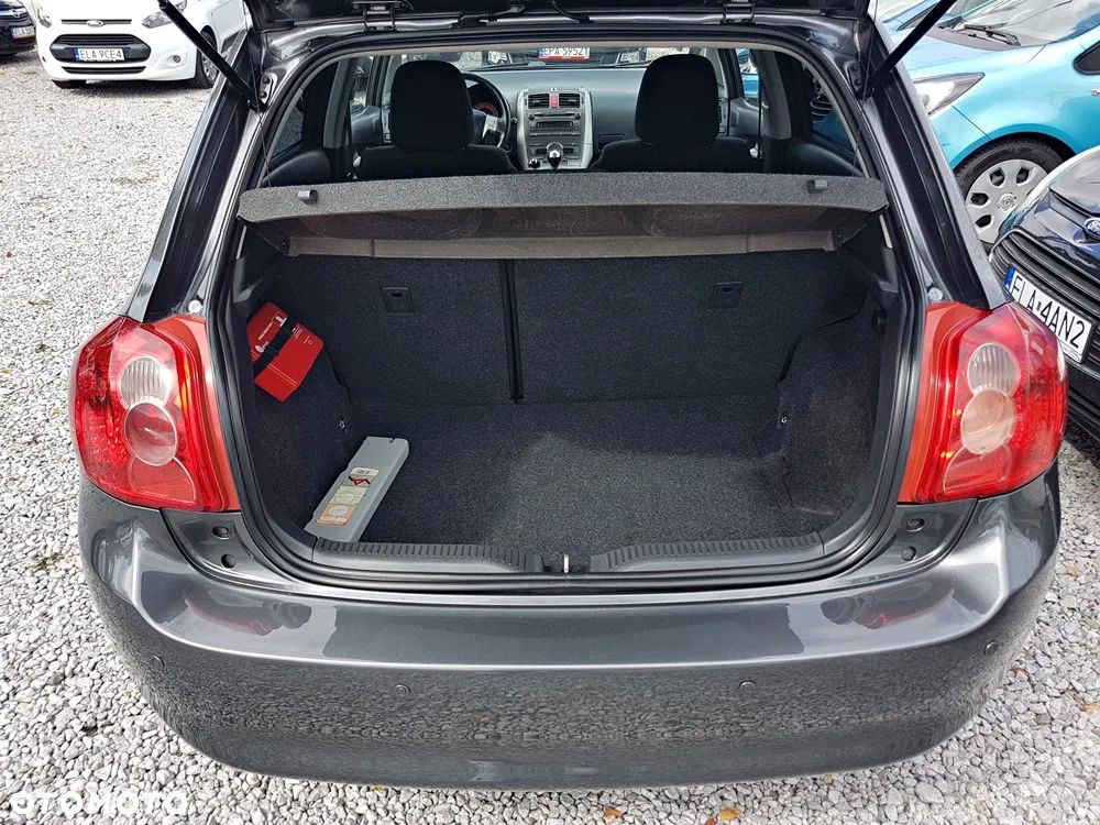 Toyota Auris 2.0 D-4D Executive - 23