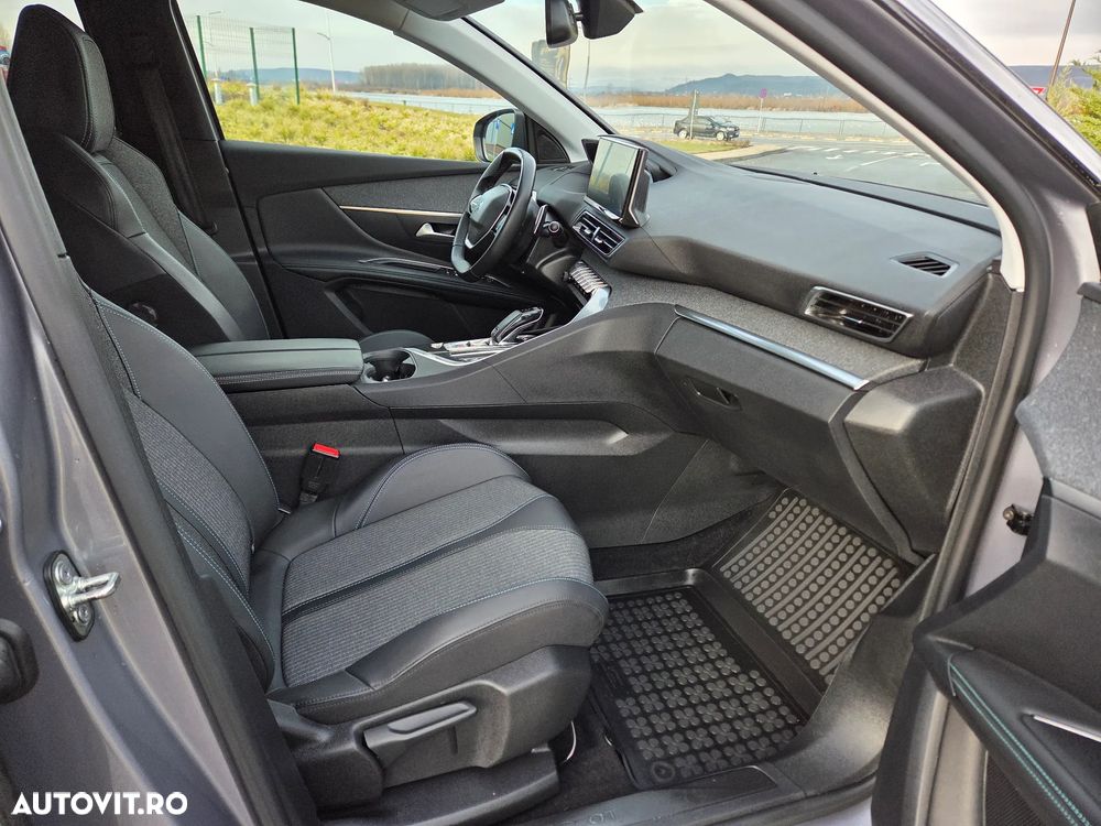 Peugeot 3008 PureTech 130 Stop & Start GPF EAT8 Allure - 26