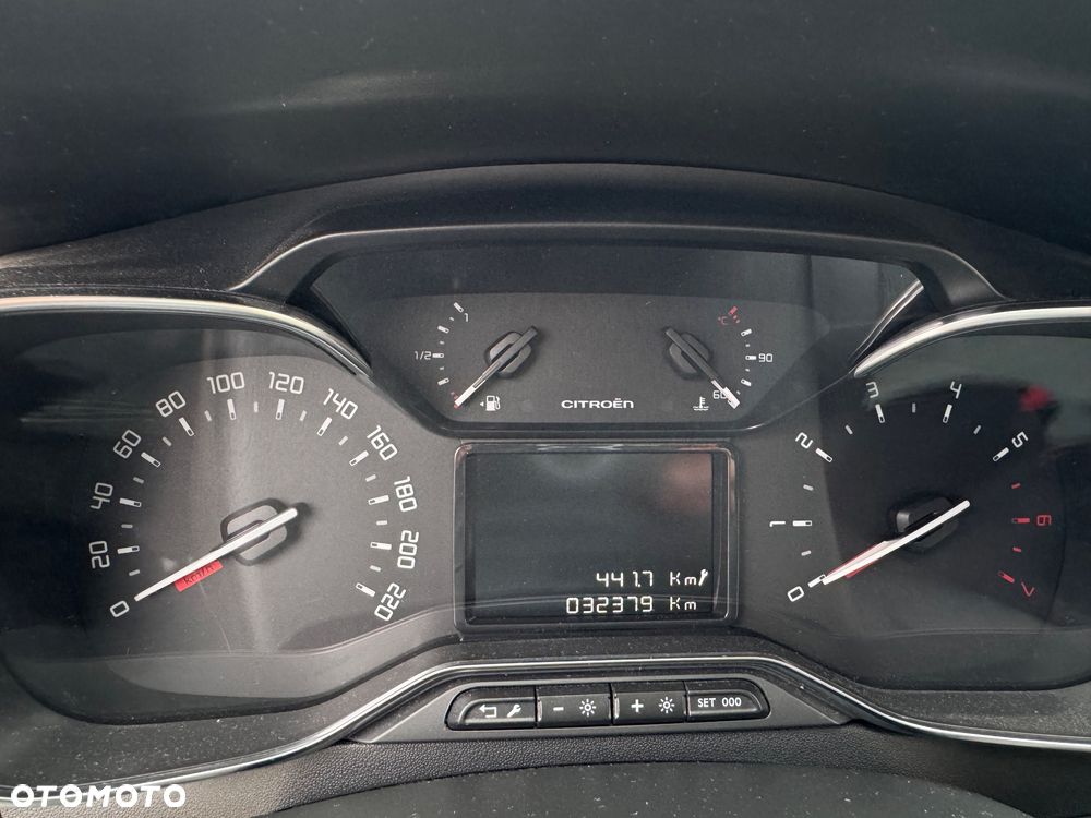 Citroën C3 1.2 PureTech Shine - 18