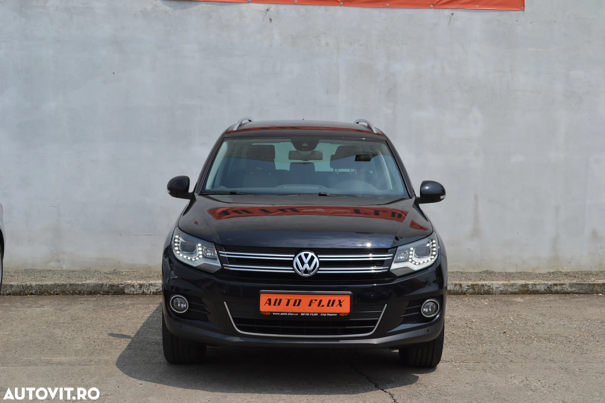 Volkswagen Tiguan 2.0 TDI 4Motion DSG BMT Sport & Style - 2