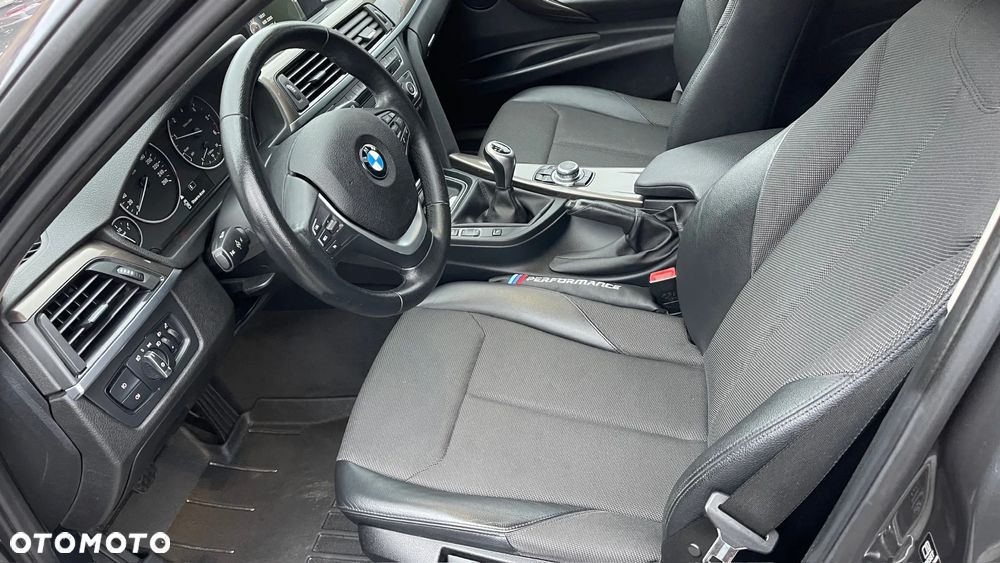 BMW Seria 3 - 22