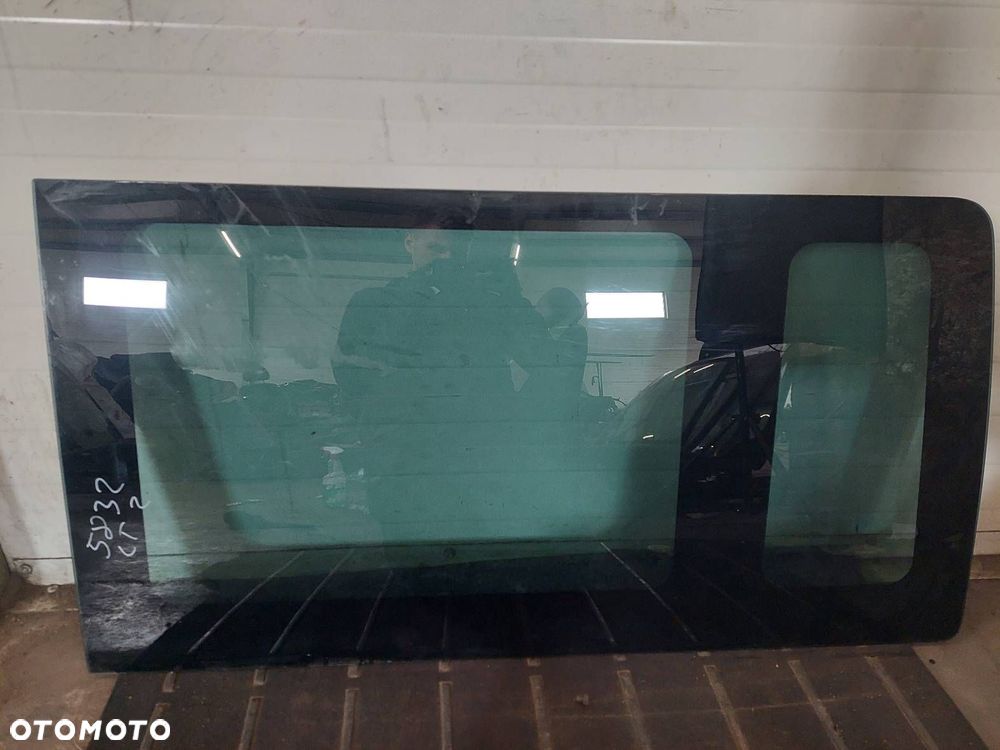 SZYBA KAROSERYJNA LEWY TYŁ II FORD TRANSIT V - 1