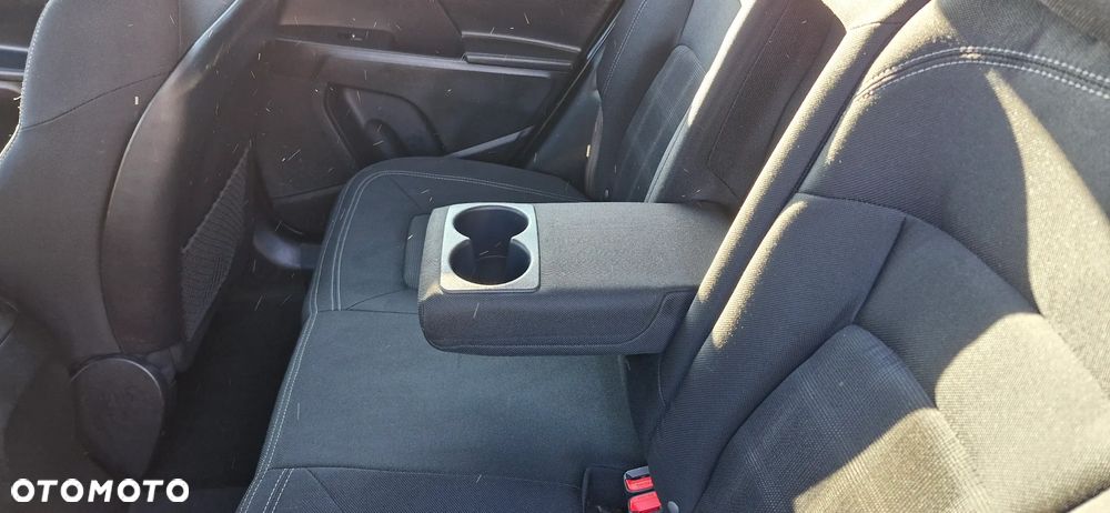 Kia Sportage 1.7 CRDI 2WD ISG Attract - 14