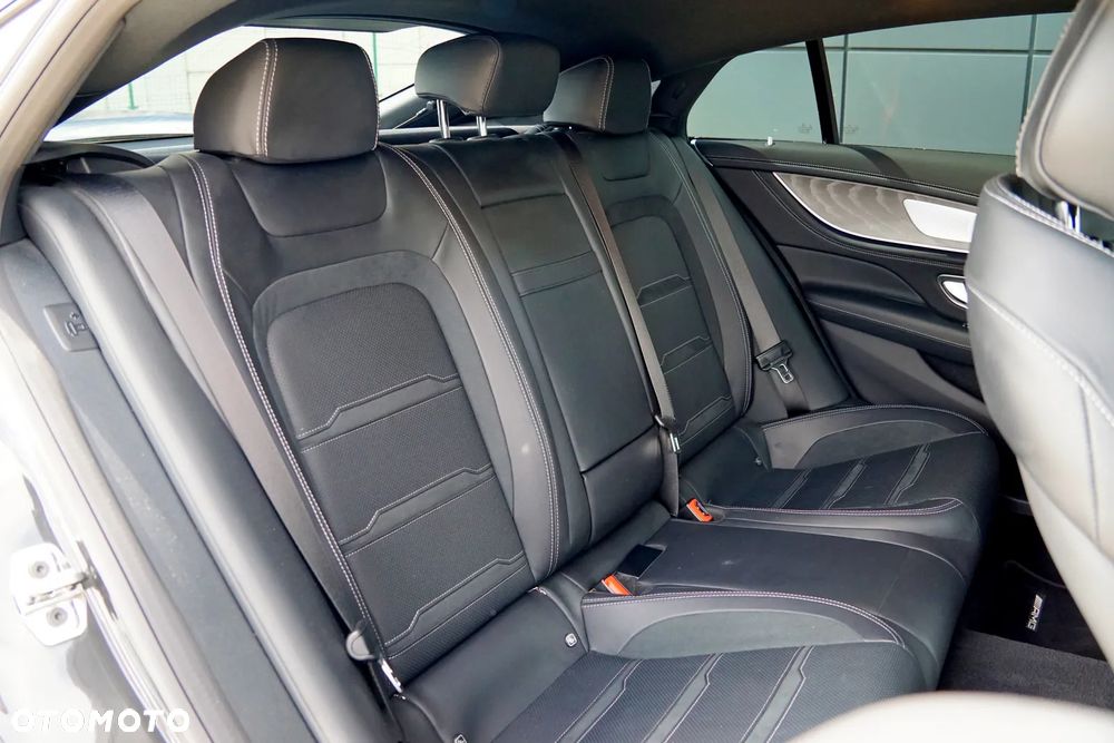 Mercedes-Benz AMG GT 53 4-Matic+ - 27