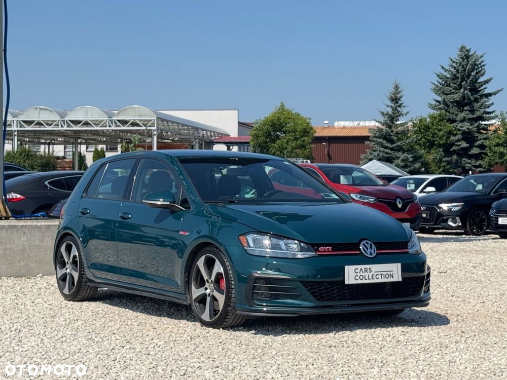 Volkswagen Golf - 3