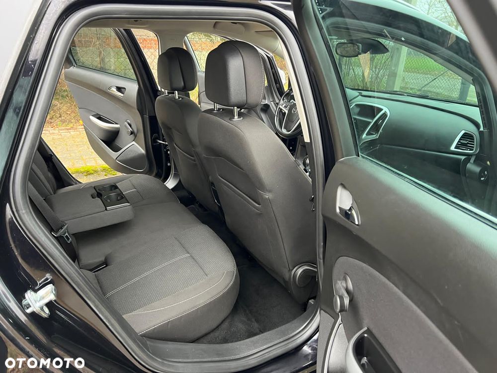 Opel Astra 1.4 Turbo Sport - 9