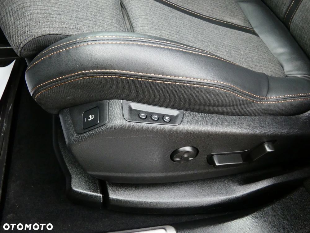 Peugeot 5008 BlueHDI 150 Stop & Start Business-Line - 16